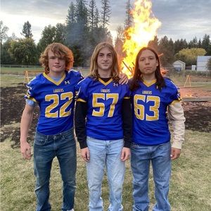 Meet your Posher, Urijah